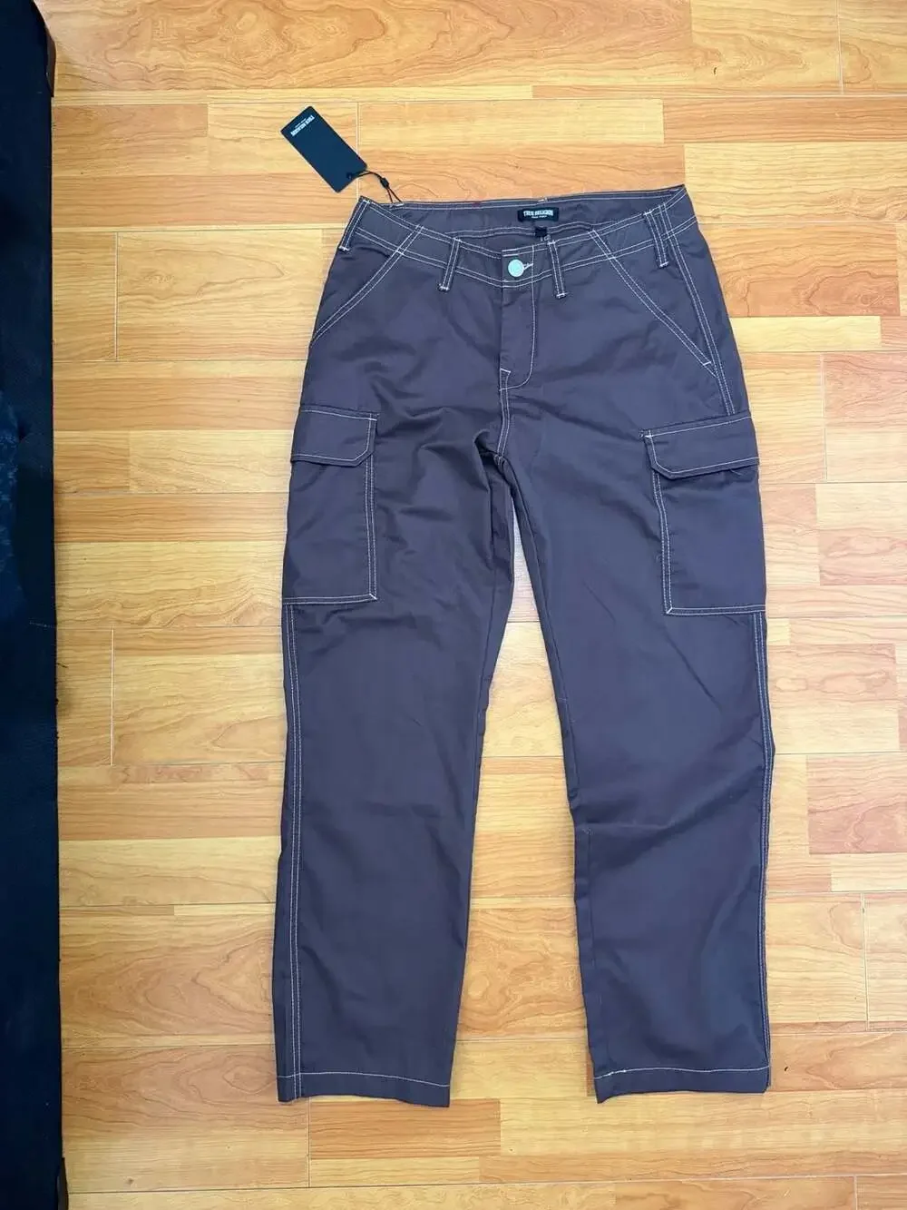 True Religion Bracken Cargo SN Pant HS with Contrast Stitching